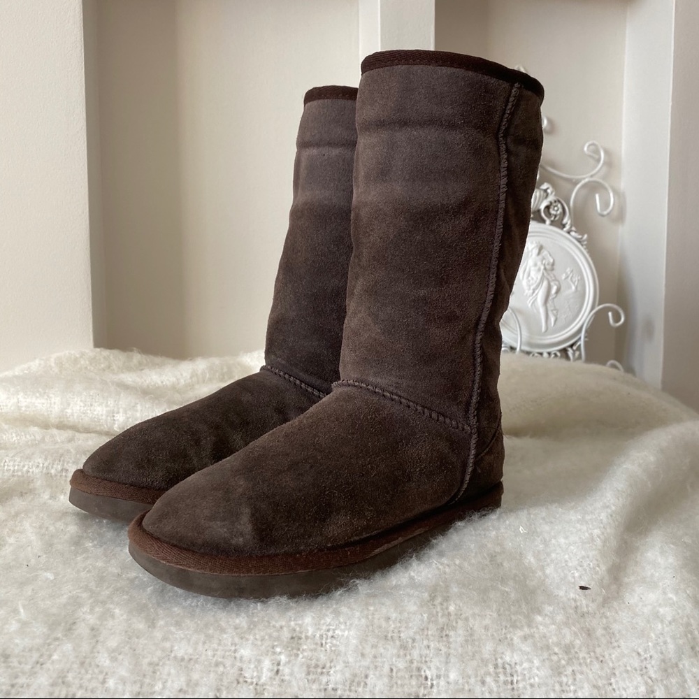 Ugg Tall Women’s Boots F19009e brown Uggs women’s size 6 brown